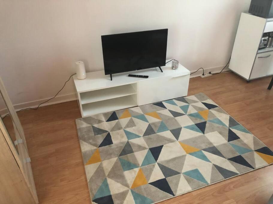 Le Petit Poitevin Apartment Poitiers Bagian luar foto